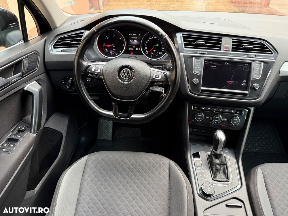 Volkswagen Tiguan - 13