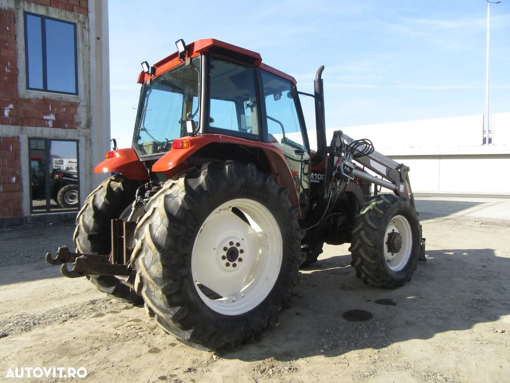 New Holland M100 cu incarcator frontal - 4