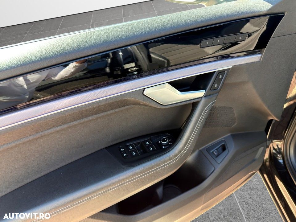 VOLKSWAGEN Touareg 2020 — imagine 18