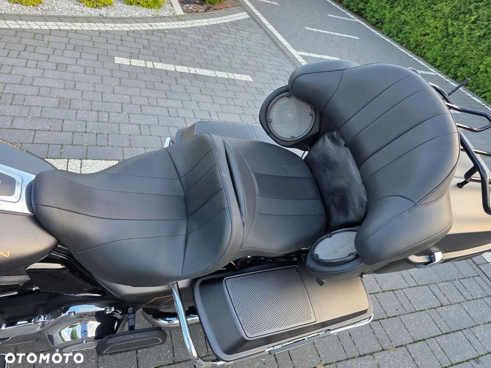 Harley-Davidson FLHTCU Ultra - 14