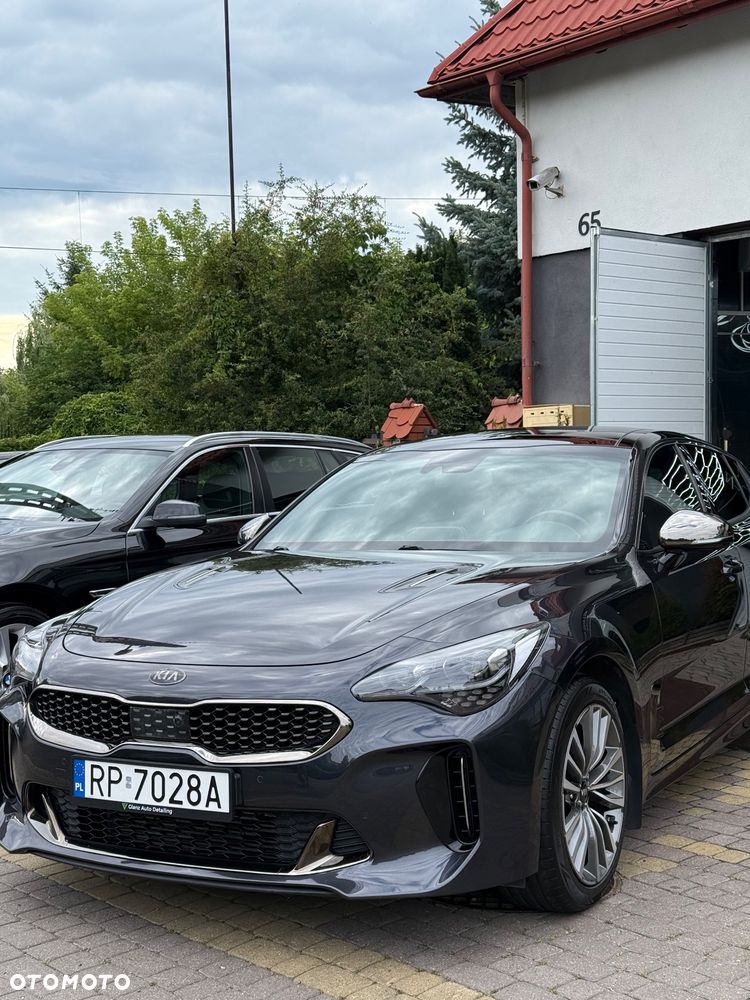 Kia Stinger 2.0 T-GDI GT Line - 27