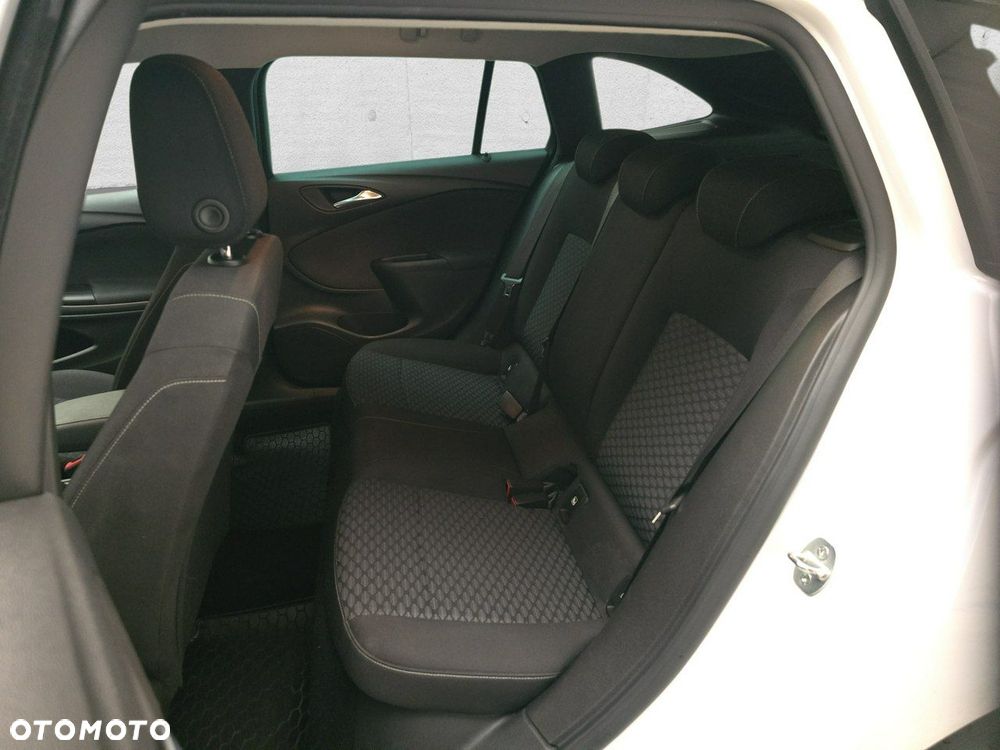 Opel Astra - 13