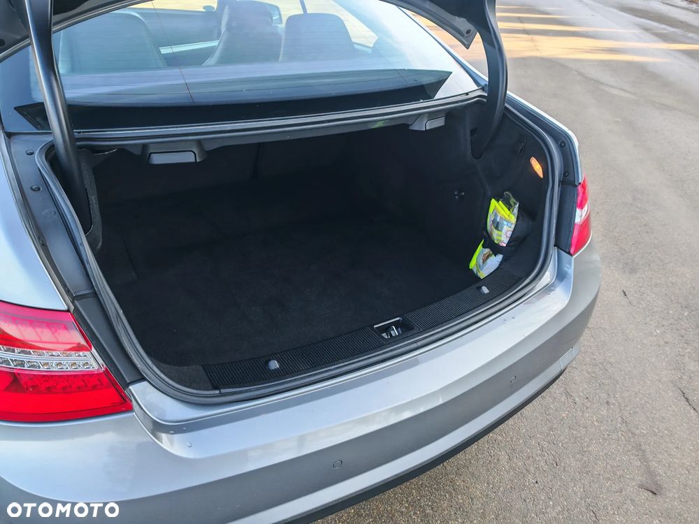 Mercedes-Benz Klasa E - 10