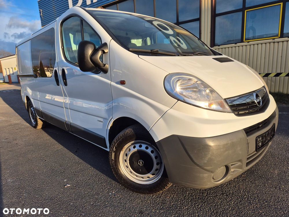 Opel VIVARO - 11