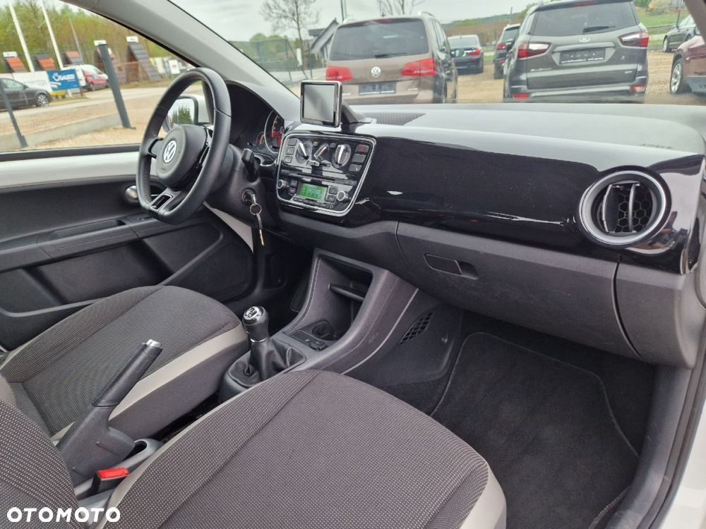 Volkswagen up! - 18
