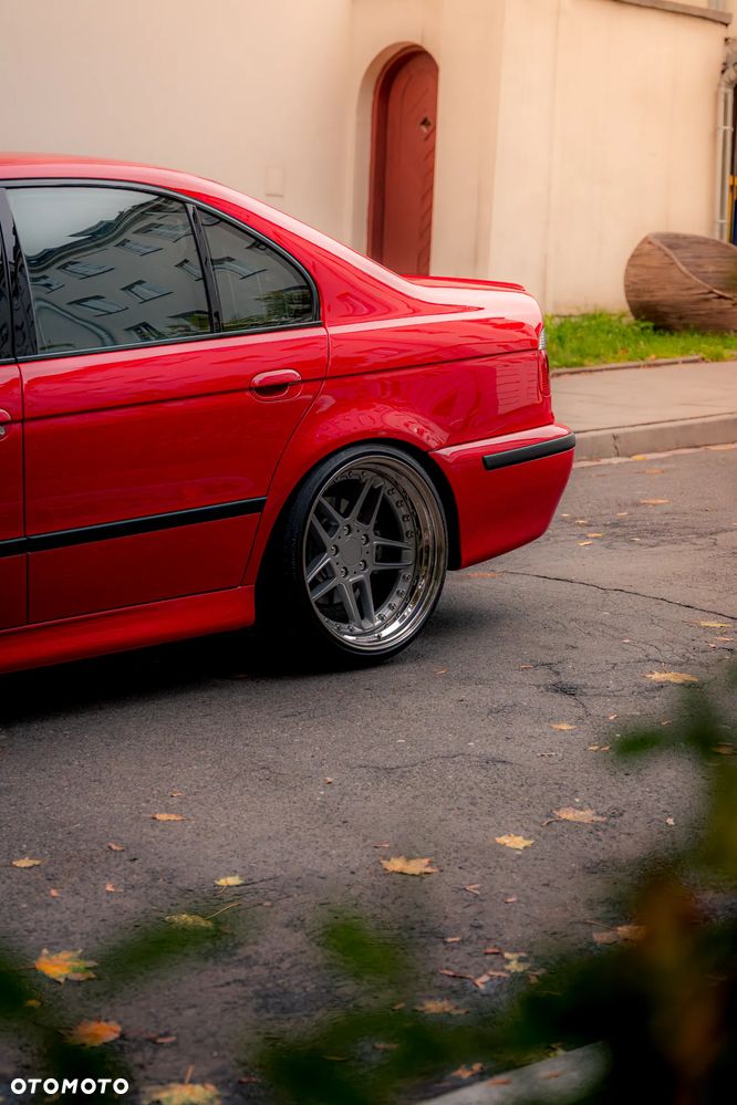 BMW Seria 5 540i - 17