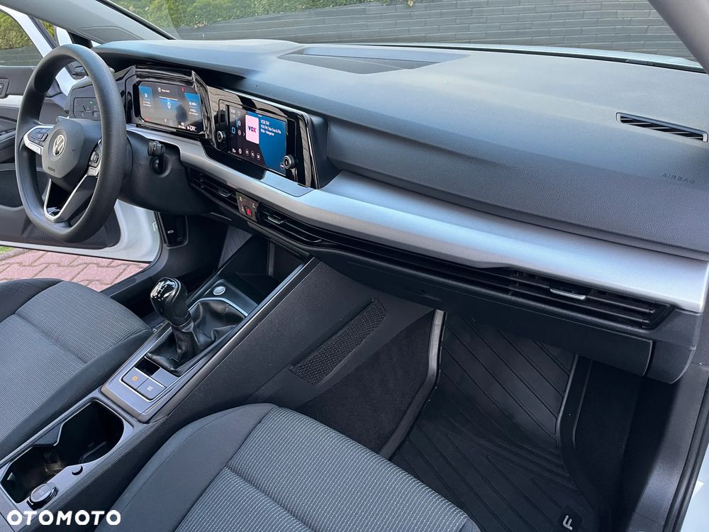 Volkswagen Golf 1.0 TSI Life - 24