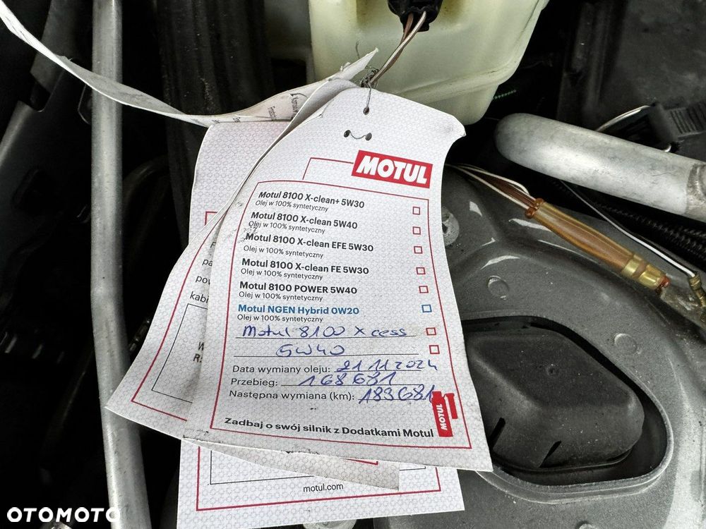 Mercedes-Benz Klasa C 200 (BlueEFFICIENCY) 7G-TRONIC Elegance - 32