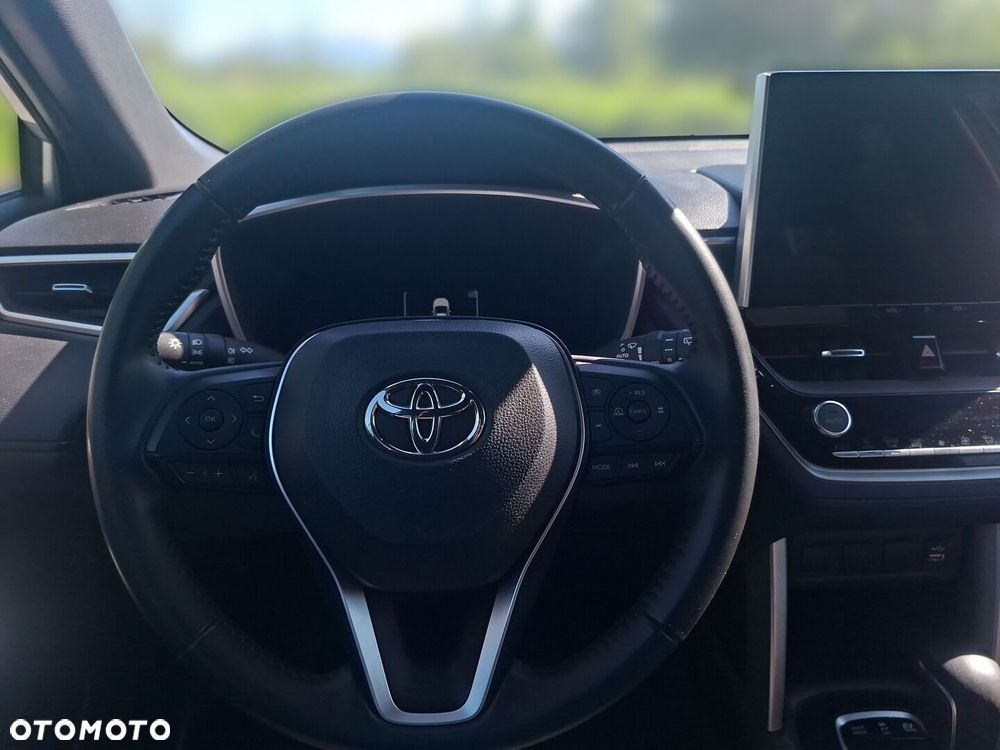 Toyota Corolla Cross - 16