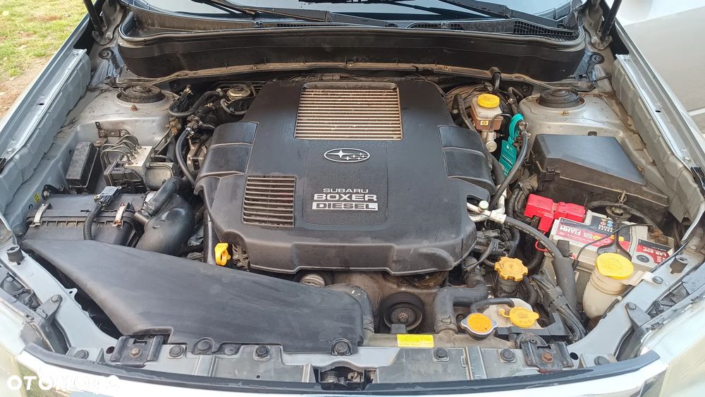 Subaru Forester 2.0D VR 000 - 13