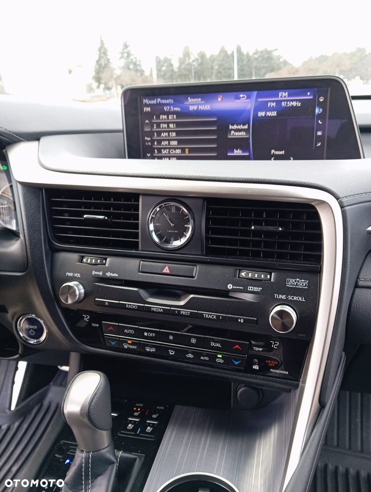 Lexus RX - 7