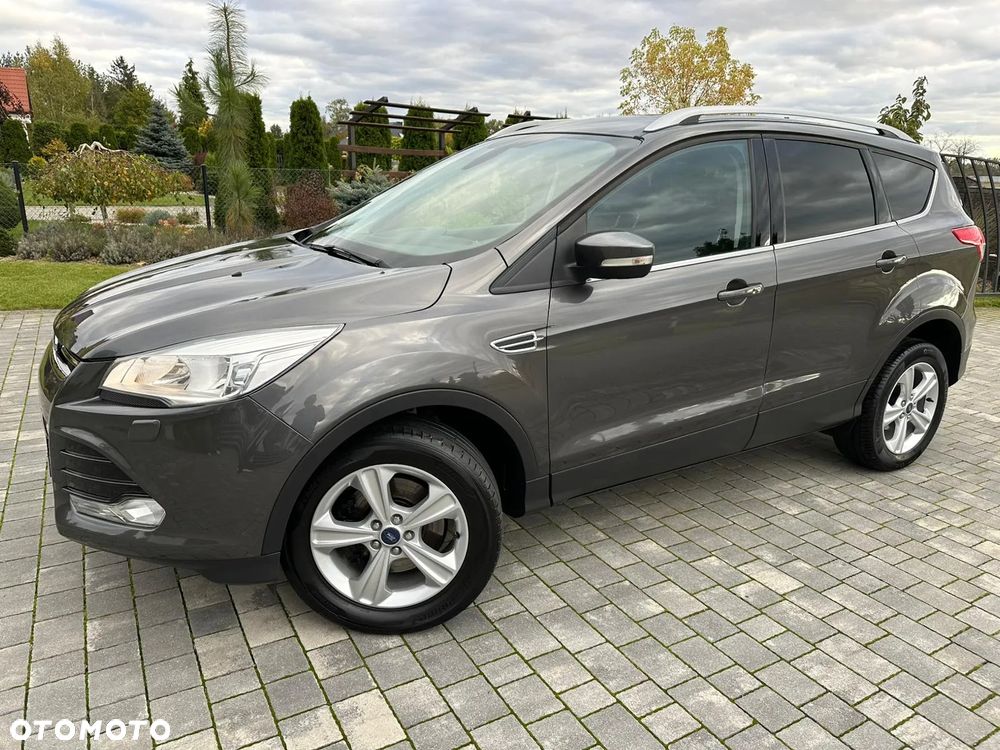Ford Kuga 2.0 TDCi 2x4 Titanium - 11