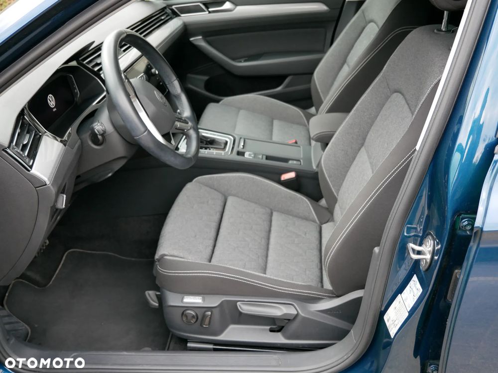 Volkswagen Passat 2.0 TDI EVO Business DSG - 12