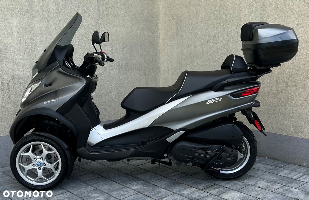 Piaggio MP-3 - 5