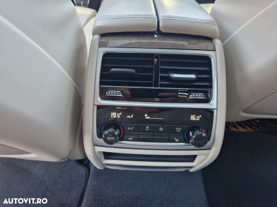 BMW Seria 7 730Ld xDrive - 22