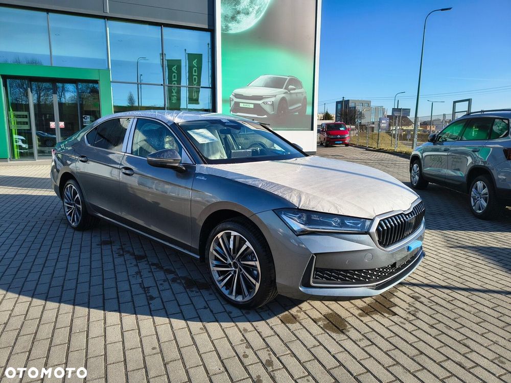Skoda Superb 2.0 TDI SCR 4x4 L&K DSG - 9