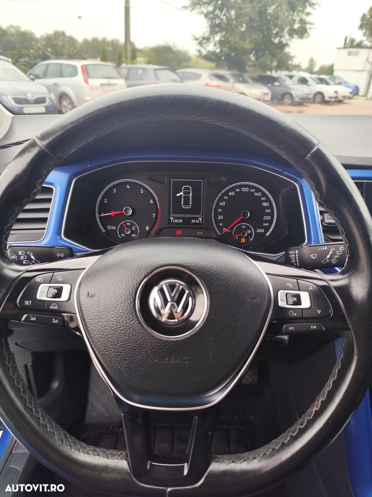 Volkswagen T-ROC 1.5 TSI Design - 6