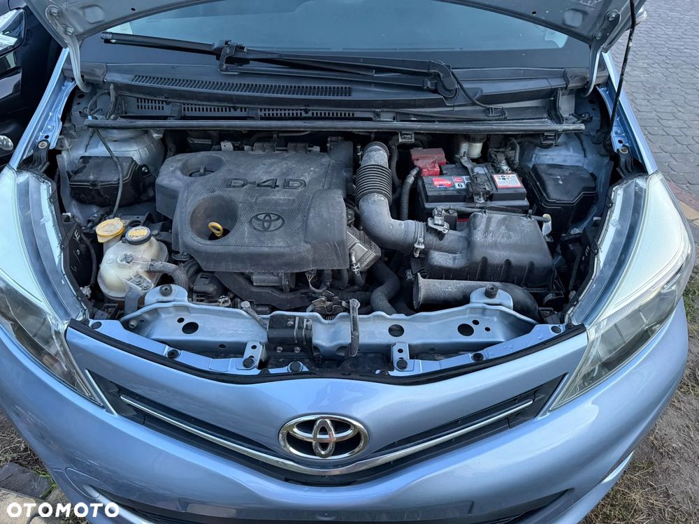 Toyota Yaris - 5