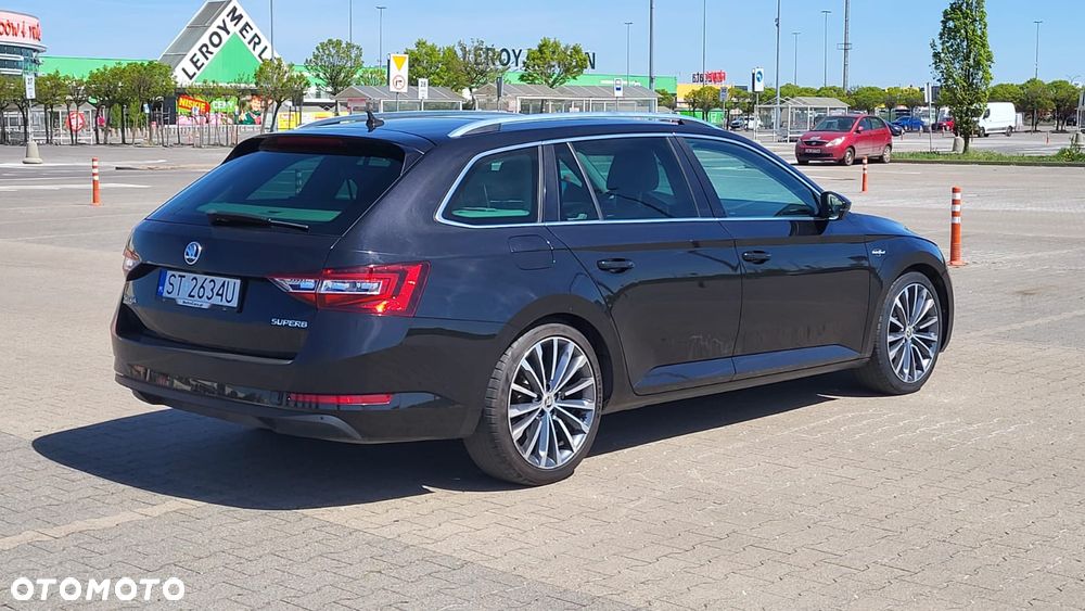Skoda Superb 2.0 TDI DSG L&K - 12