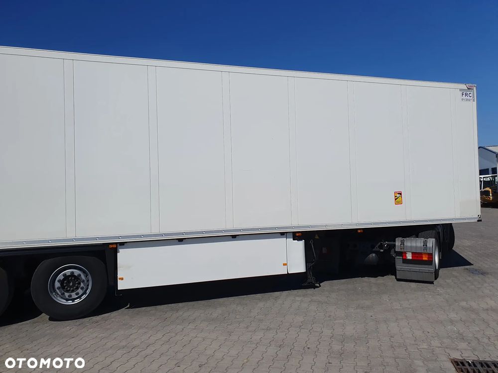 Schmitz Cargobull SKO 24 Doppelstock Agregat Schmitz - 4