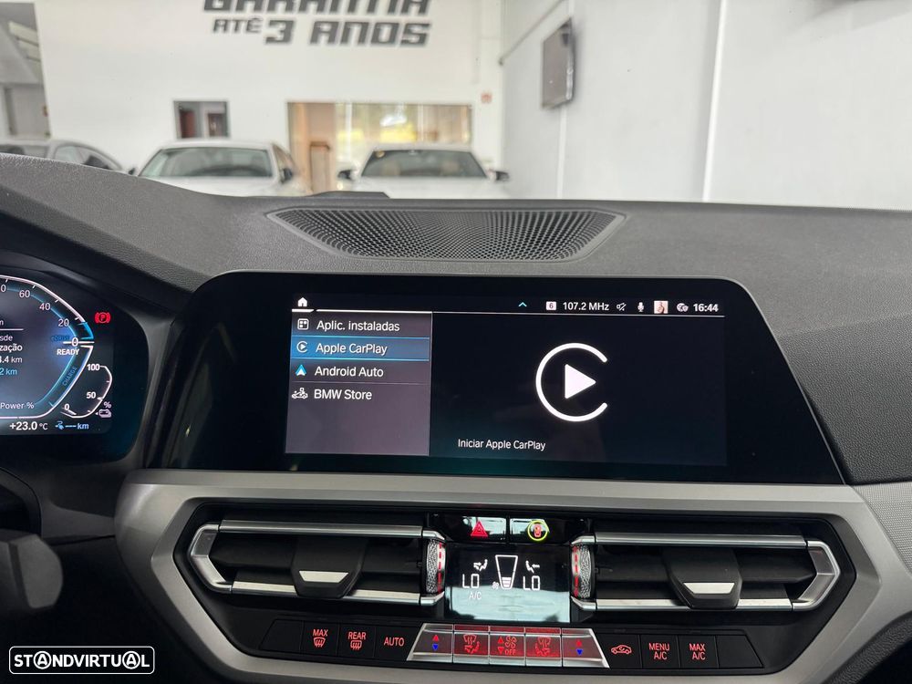 BMW 330 e Pack M Auto - 33