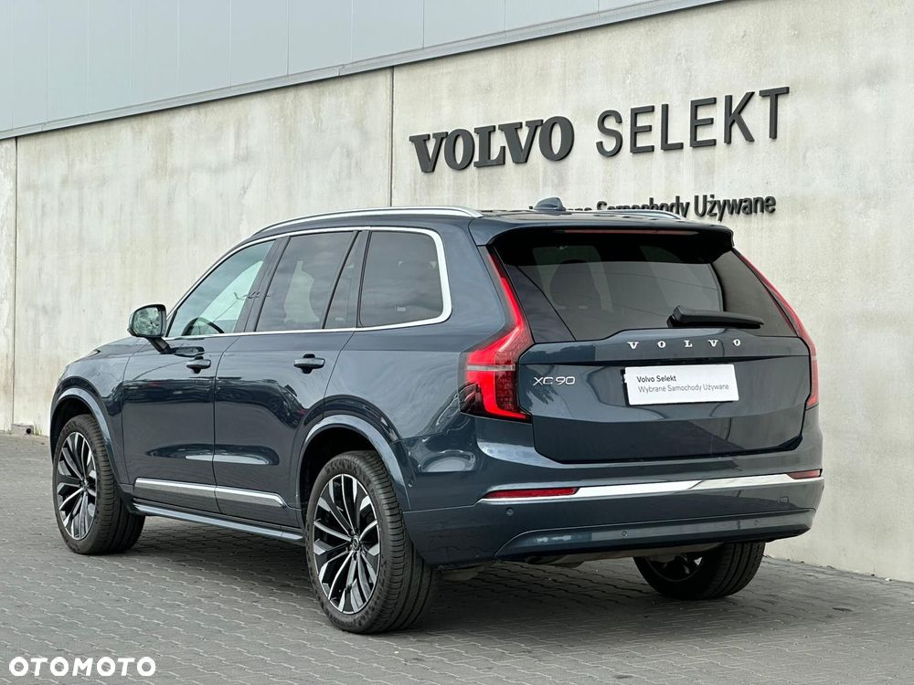 Volvo XC 90 - 8