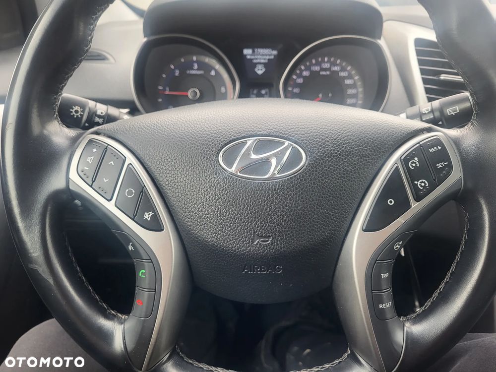 Hyundai i30 1.6 CRDi Comfort - 19