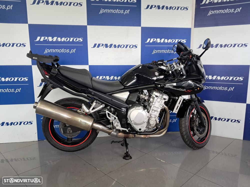 Suzuki GSF 650 S - 4