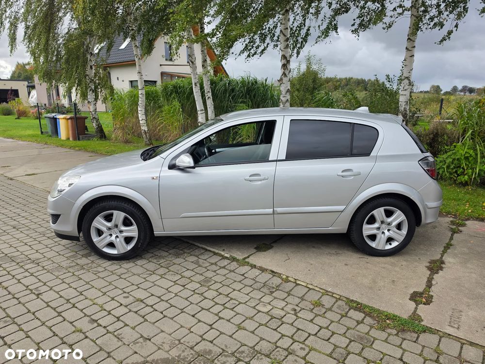 Opel Astra - 10