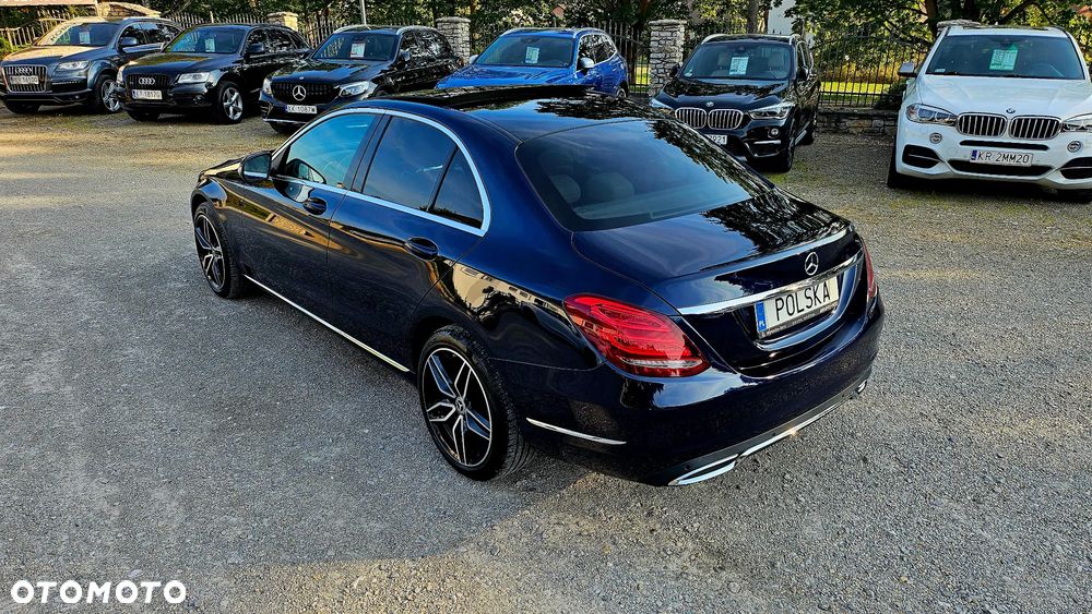 Mercedes-Benz Klasa C 250 CDI DPF 4Matic 7G-TRONIC BlueEFFICIENCY Avantgarde - 8