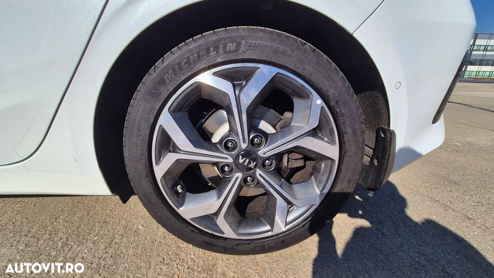 Kia Ceed 1.4 T-GDI OPF Platinum Edition - 20