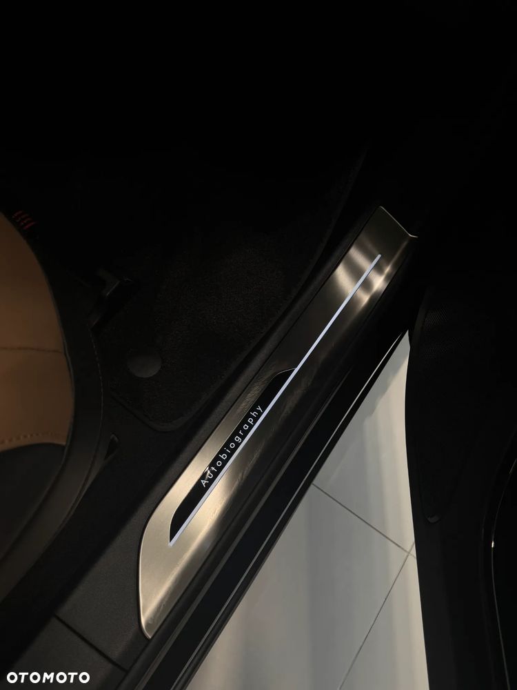 Land Rover Range Rover Sport D350 Autobiography - 11