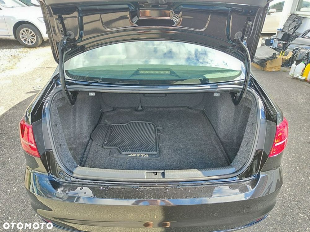 Volkswagen Jetta 1.8T SE - 33