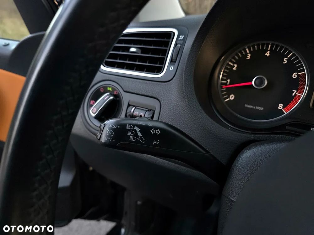 Volkswagen Polo Cross - 33