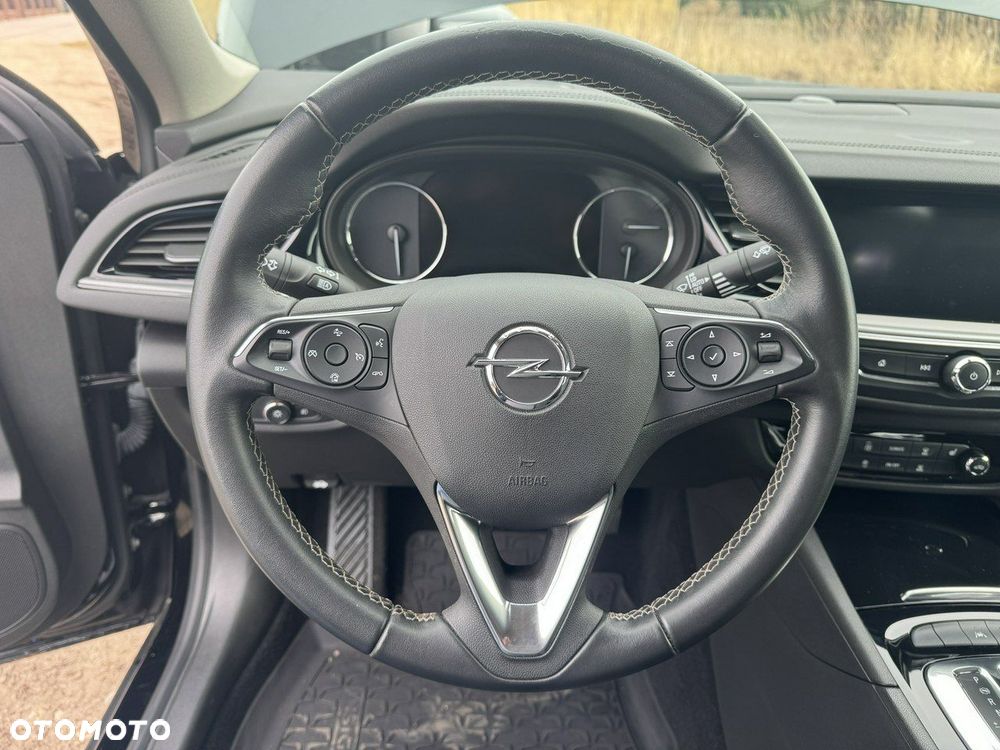 Opel Insignia - 13