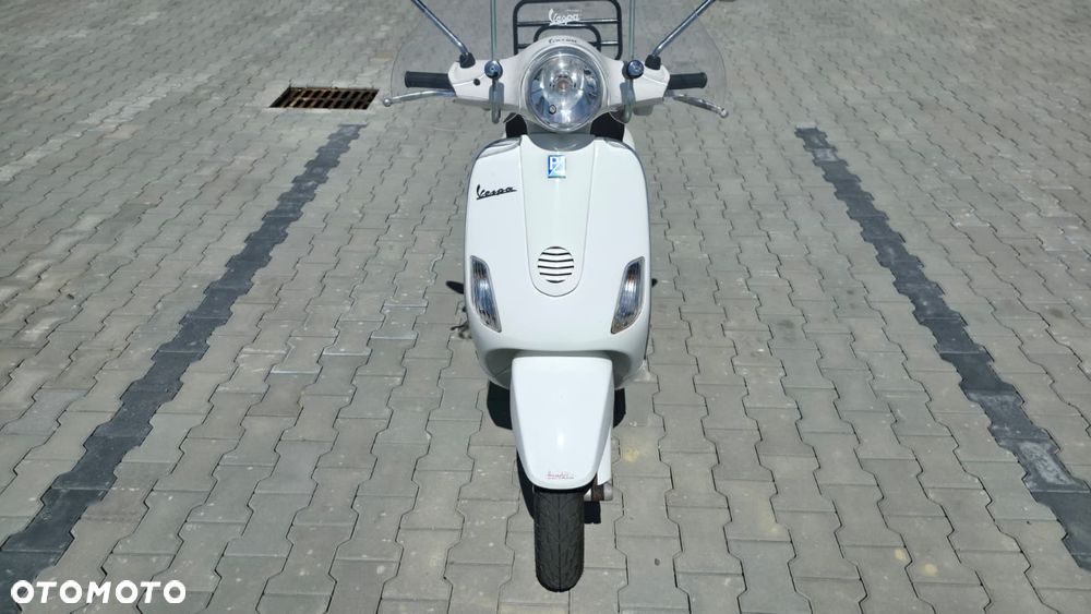 Piaggio Vespa - 1