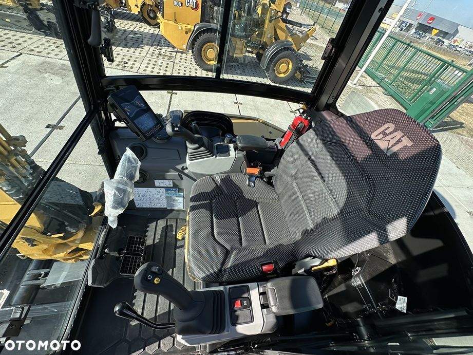 Caterpillar 302.7 CR - 31