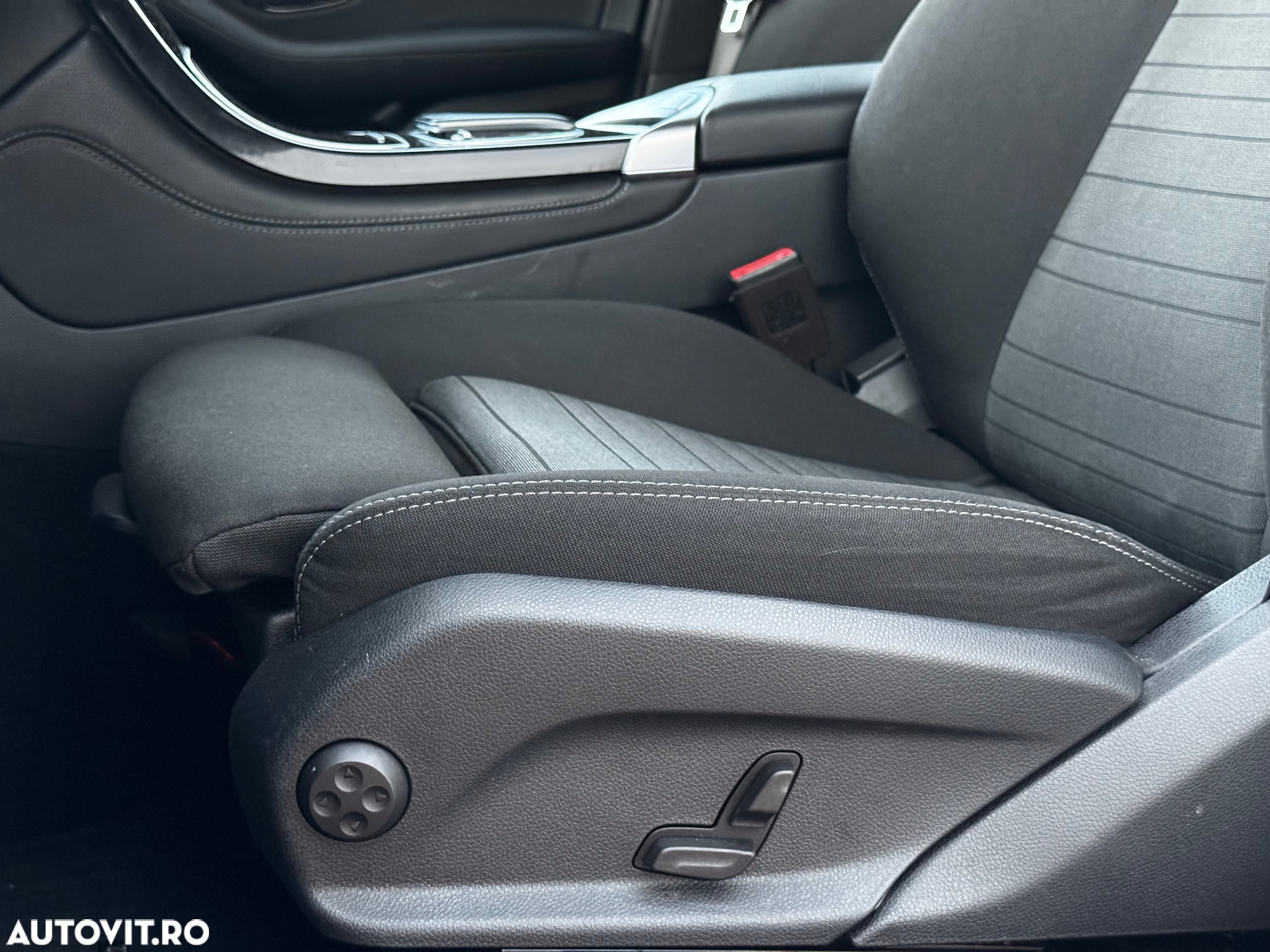 Mercedes-Benz GLC 220 d 4Matic 9G-TRONIC Exclusive - 17