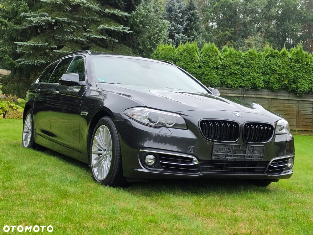 BMW Seria 5 525d Sport-Aut Luxury Line - 40