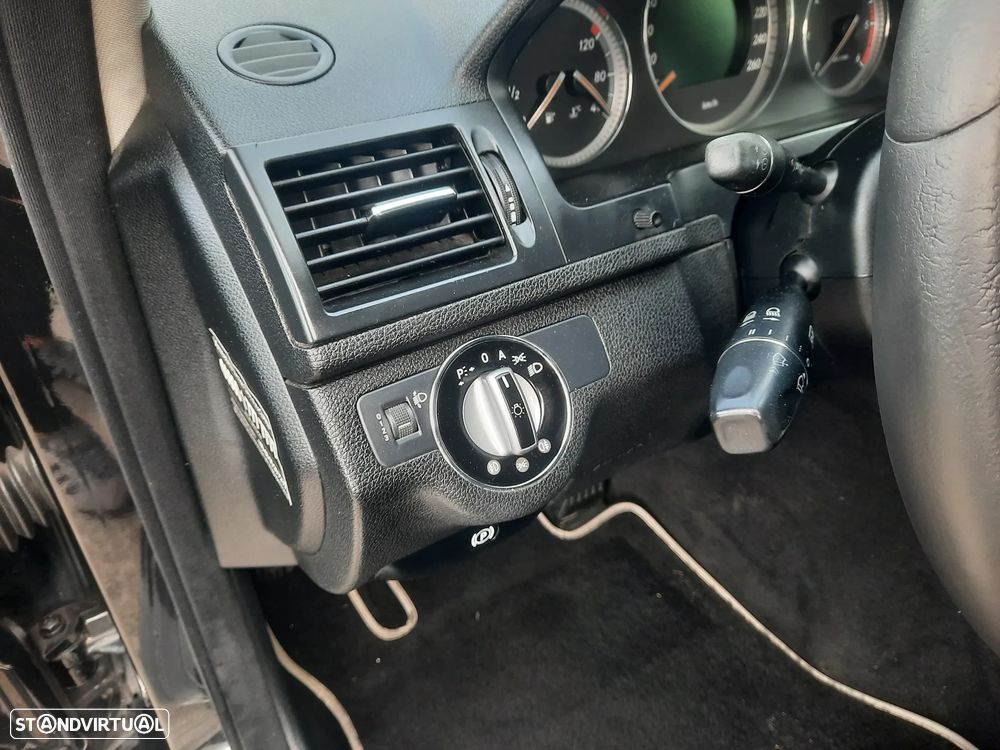 Mercedes-Benz C 220 CDi Elegance BlueEfficiency Aut. - 11