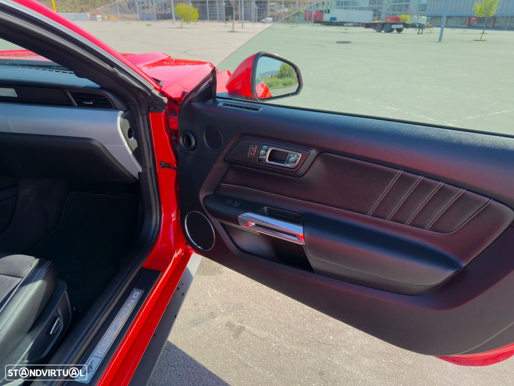 Ford Mustang 2.3i EcoBoost - 17