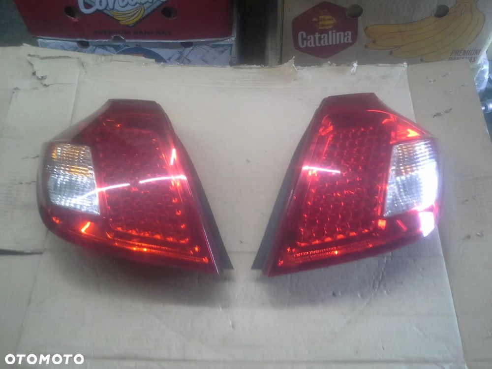Kia Ceed I 5D HB lampy tylne EU - 2