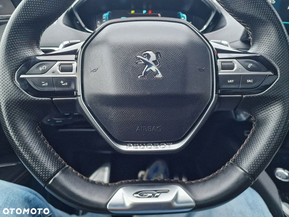 Peugeot 3008 1.6 PureTech HYbrid4 GT S&S EAT8 - 36