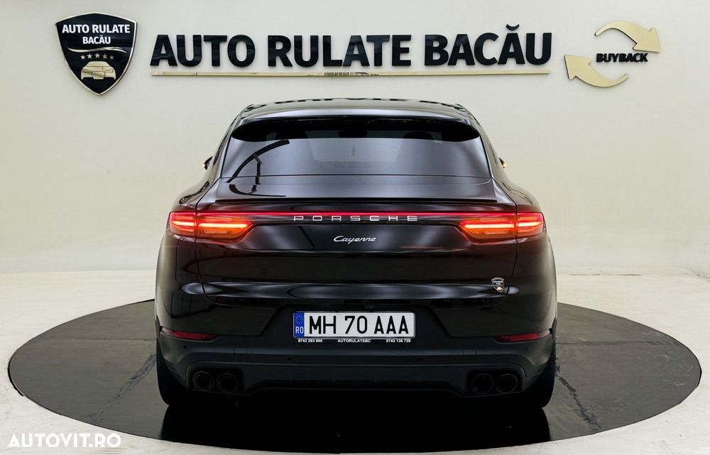 Porsche Cayenne Coupe Standard - 11