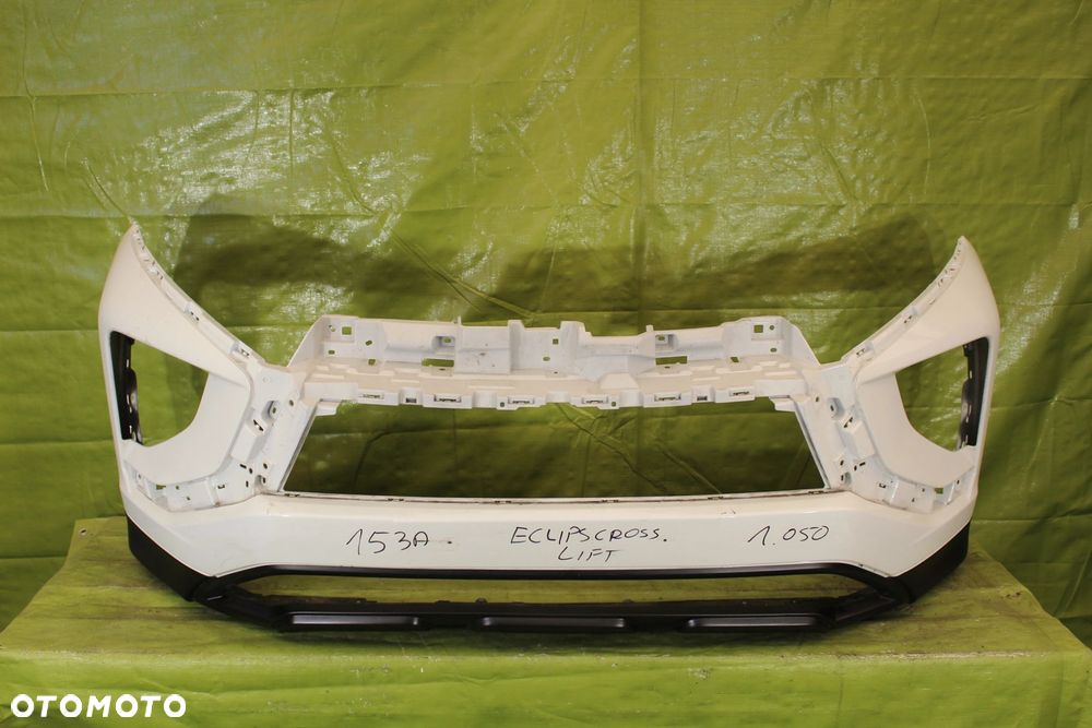 Zderzak przód Mitsubishi Eclipse Cross po 2021r. - 1