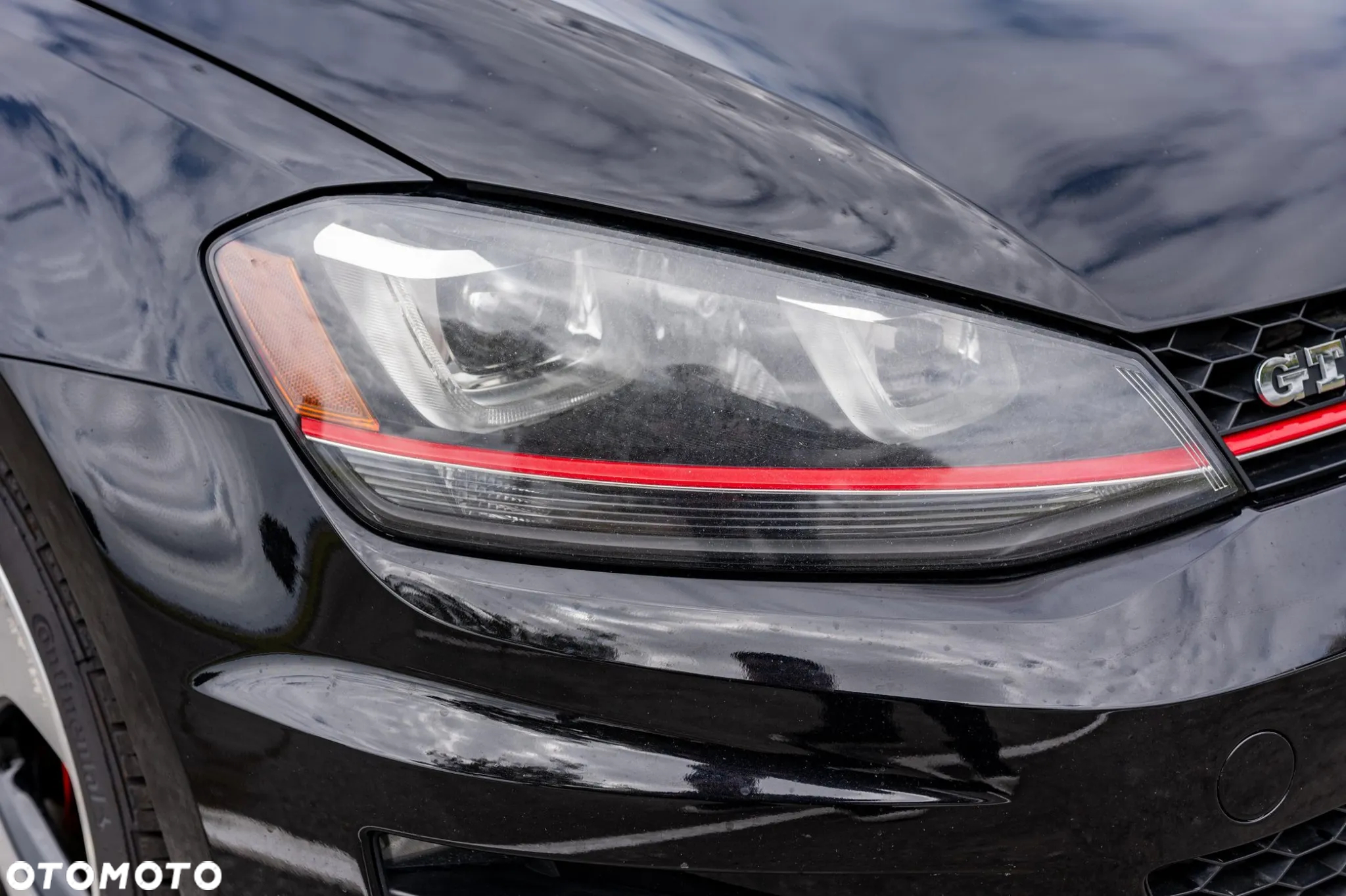 Volkswagen Golf - 13