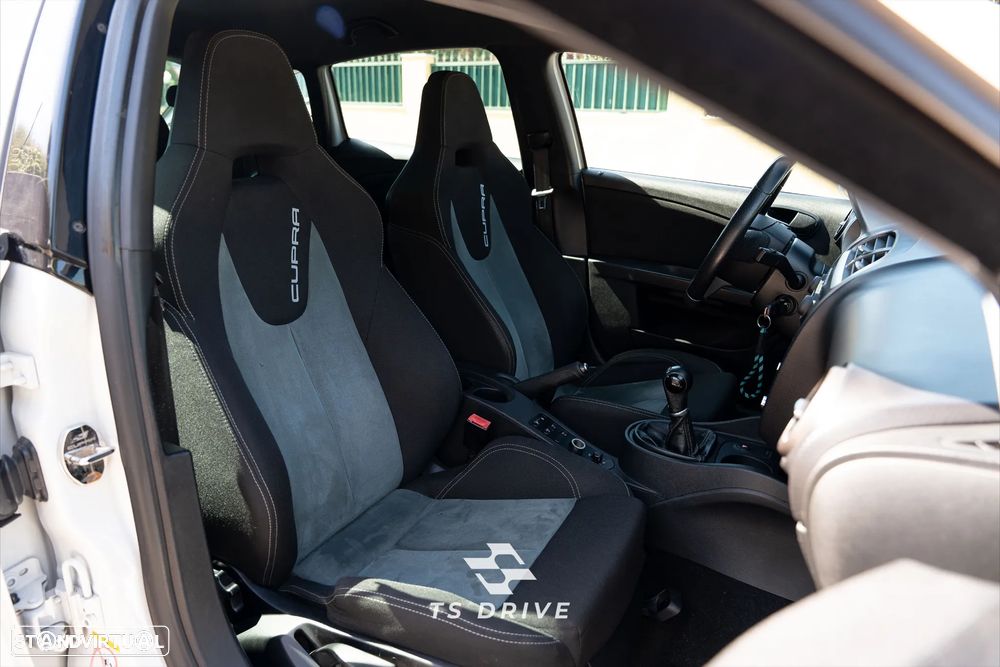 SEAT Leon 2.0 T FSI Cupra R - 9
