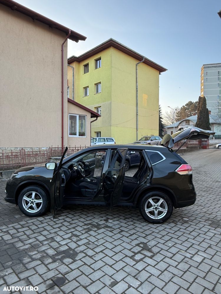 Nissan X-Trail 1.6 dCi N-Connecta - 16