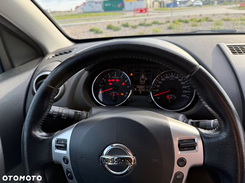 Nissan Qashqai 1.6 I-Way - 11