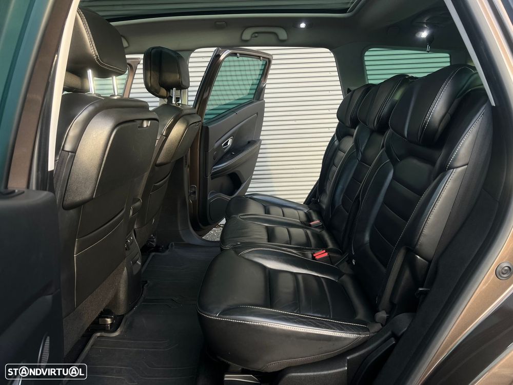 Renault Grand Scénic dCi 110 Paris - 20